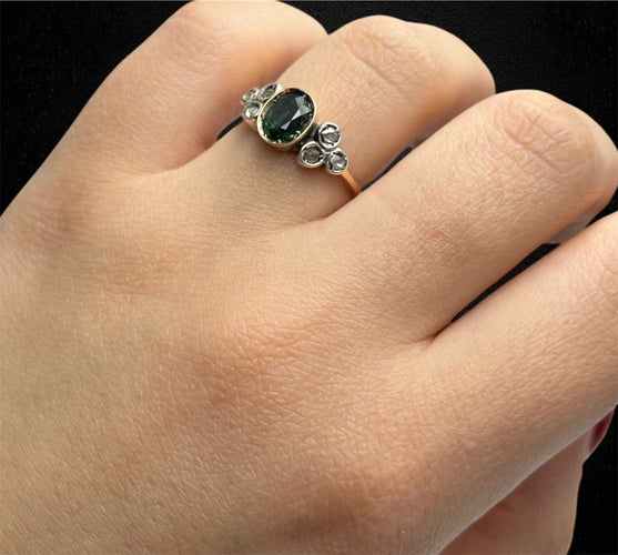 Bague 55 Bague jonc années 1930 en or jaune avec saphir et diamants 58 Facettes
