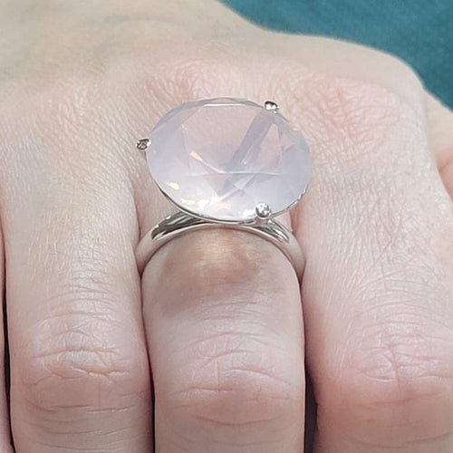 Bague 53 Bague en or blanc 18k avec quartz rose 58 Facettes T16