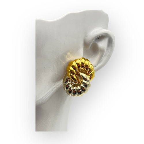 Boucles d'oreilles Boucles d'oreilles coquillage en or jaune et or blanc 750 58 Facettes 149066042