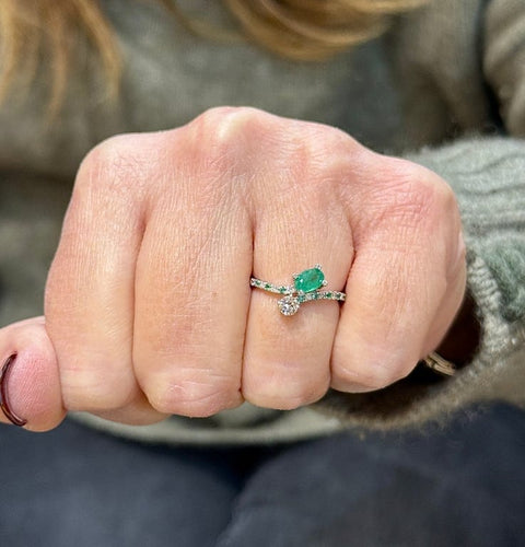 Bague 50 Mauboussin Toi et Moi - Bague en or blanc avec diamants et émeraudes 58 Facettes Mau