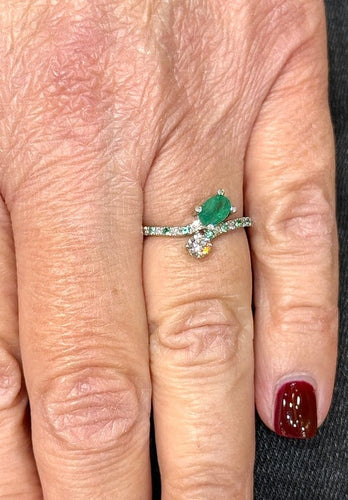 Bague 50 Mauboussin Toi et Moi - Bague en or blanc avec diamants et émeraudes 58 Facettes Mau