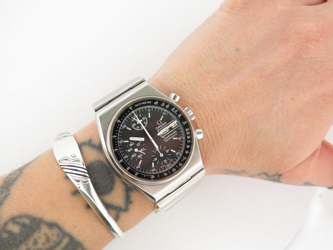 Montre Omega Speedmaster Mark IV Day-Date - Montre chronographe en acier 39 mm 58 Facettes 273575