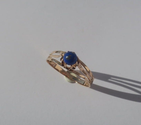 Bague 54.5 Bague solitaire XIXe siècle en or rose 18 carats au lapis-lazuli 58 Facettes Bague