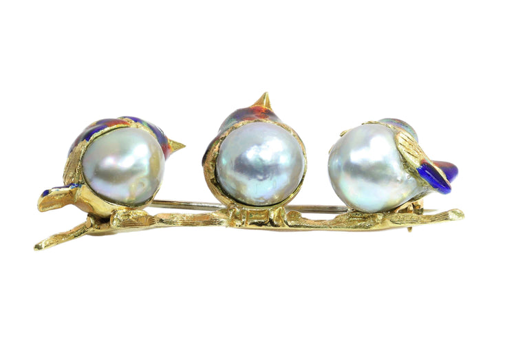 Broche Broche vintage italienne en forme d'oiseau, ornée d'émail et de perles baroques, en or 18 carats. 58 Facettes 26069-0303