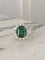 Bague 53 Bague en or blanc et jaune 18K avec émeraude et diamants 58 Facettes 243