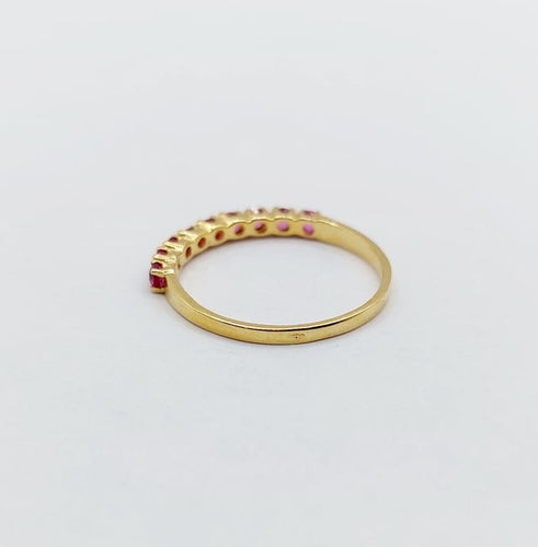 Bague 52 Demi-alliance vintage - Bague en or jaune 18k et rubis 58 Facettes A06819