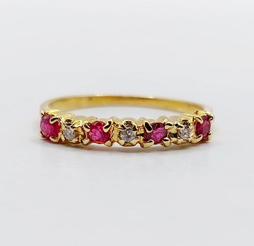Bague 50 Demi-alliance vintage - Bague en or jaune 18k, rubis et diamants 58 Facettes A06820