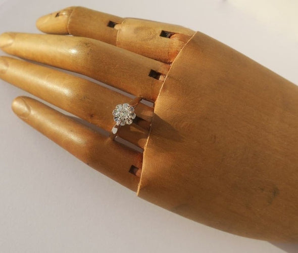 Bague 53 Bague solitaire diamant taille brillant en or blanc 18 ct et platine 58 Facettes Bague