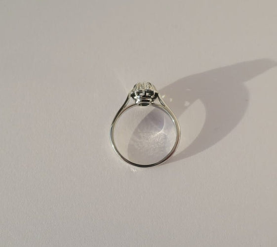 Bague 53 Bague solitaire diamant taille brillant en or blanc 18 ct et platine 58 Facettes Bague