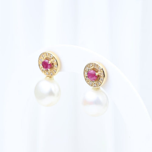 Boucles d'oreilles Boucles d'oreilles convertibles en or jaune 18K avec rubis, diamants et perle 58 Facettes 138506