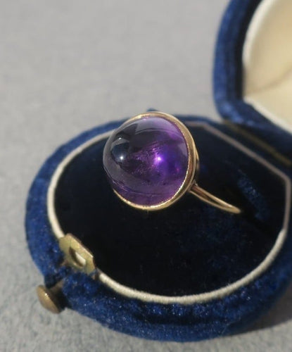 Bague 54 Bague en or jaune et améthyste pain de sucre 7 ct, circa 1910 58 Facettes Bague