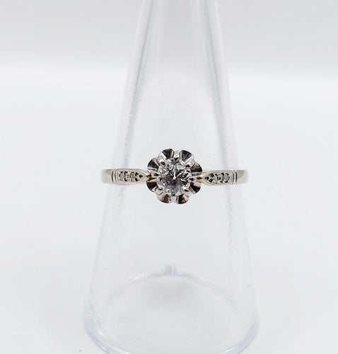Bague 56 Bague solitaire Art déco en or blanc 18k et platine, diamants 58 Facettes A06837