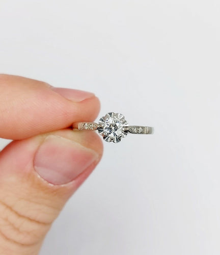 Bague 56 Bague solitaire Art déco en or blanc 18k et platine, diamants 58 Facettes A06837