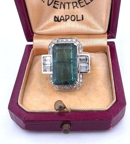 Bague 54 Bague en or jaune 18 ct avec émeraude et diamants 58 Facettes 1711 E
