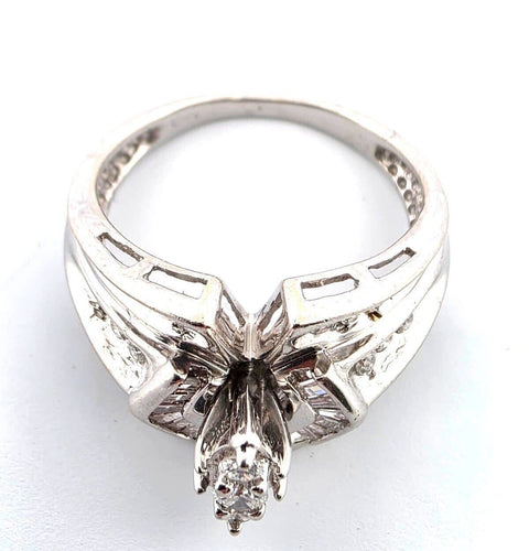 Bague 51 Bague en or blanc avec diamants 58 Facettes 1831 L 182 25
