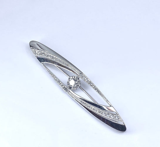 Broche Broche en or blanc 18 carats et platine sertie de diamants 58 Facettes AB685