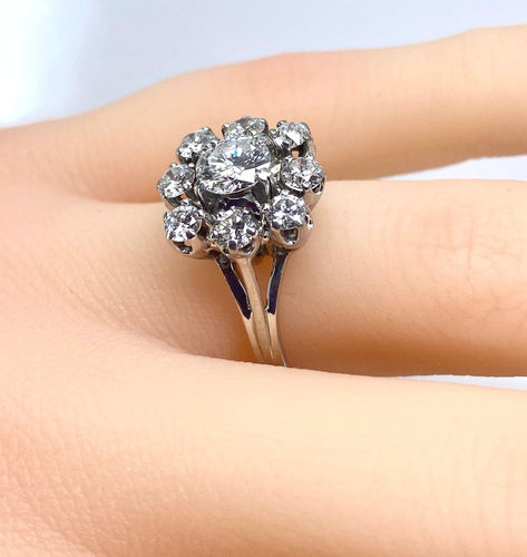 Bague 49 Bague marguerite en or blanc 18 carats et platine avec diamants 58 Facettes AB686