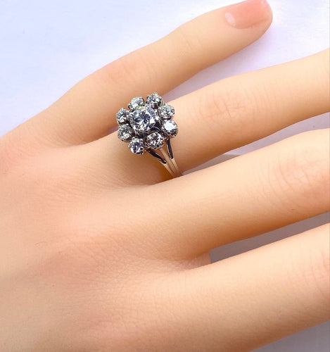 Bague 49 Bague marguerite en or blanc 18 carats et platine avec diamants 58 Facettes AB686
