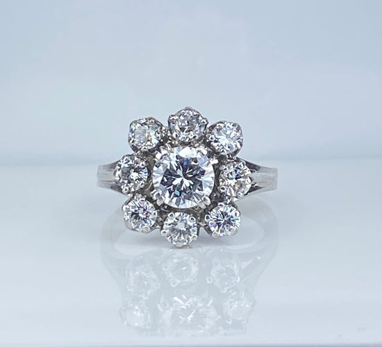 Bague 49 Bague marguerite en or blanc 18 carats et platine avec diamants 58 Facettes AB686