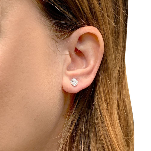 Boucles d'oreilles Boucles d'oreilles or blanc et diamants. 58 Facettes 35417