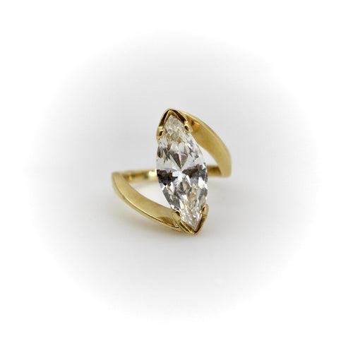 Lawrence Martin Kling - Bague en or 18 carats et diamant marquise 2,60 ct 58 Facettes A2007F