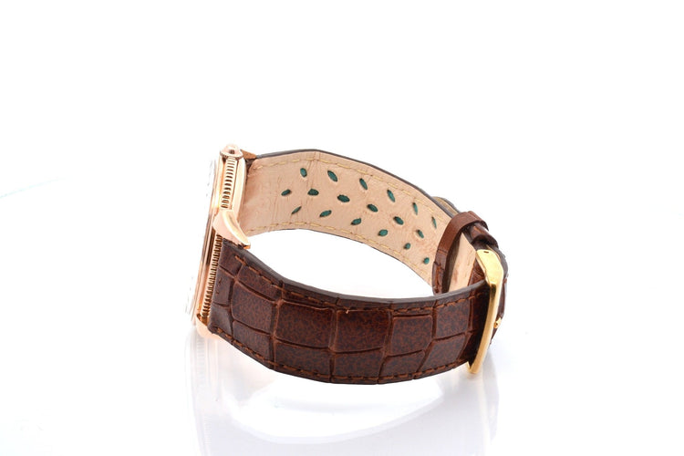 Montre Movado - Montre en or jaune 18k 58 Facettes 27951