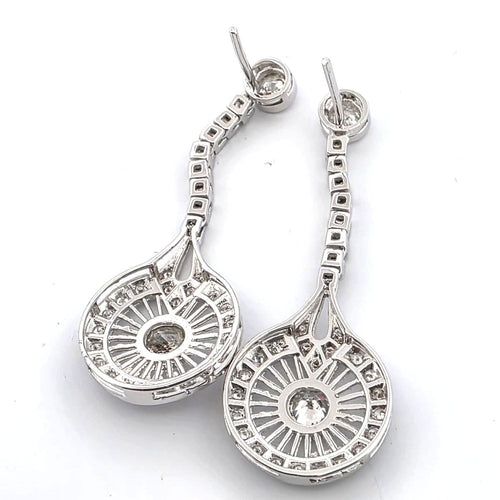 Boucles d'oreilles Boucles d'oreilles années 1930 en or blanc 18 ct et diamants 58 Facettes 90/26 B