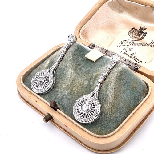 Boucles d'oreilles Boucles d'oreilles années 1930 en or blanc 18 ct et diamants 58 Facettes 90/26 B