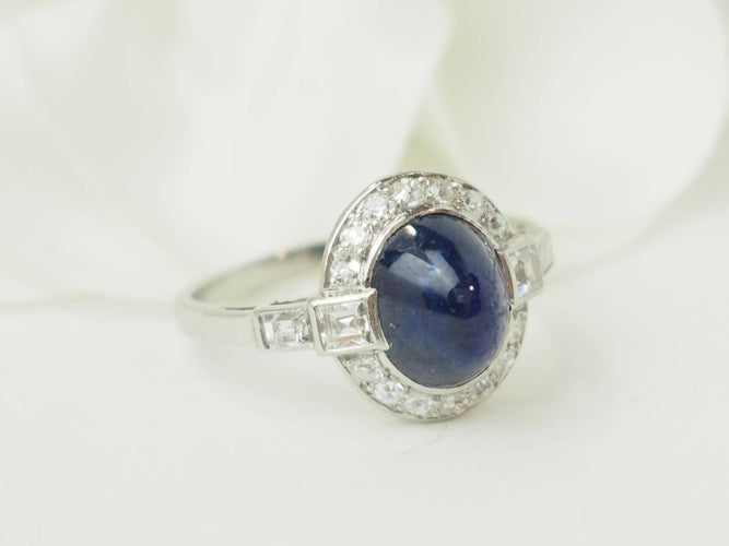 Bague 52 Bague Art déco en platine 900, saphir cabochon et diamants 58 Facettes 33658
