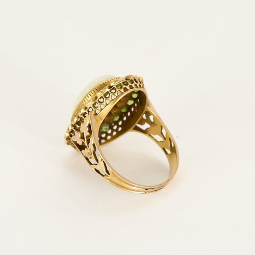 Bague 54 Charmante Bague en or jaune opale et péridots. 58 Facettes GAP1897