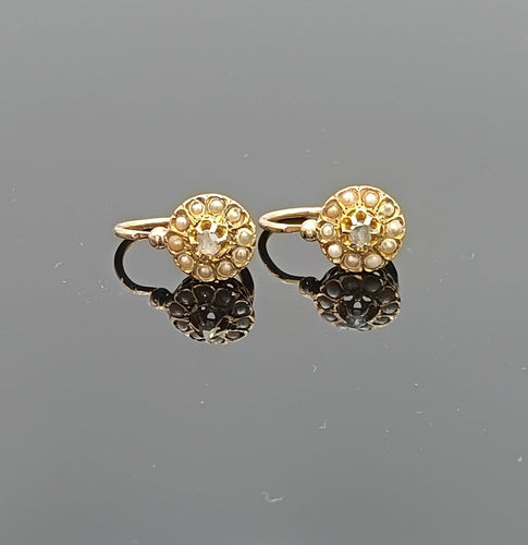 Boucles d'oreilles Boucles d'oreilles dormeuses anciennes en or rose 18K, perles et diamants 58 Facettes LH/151