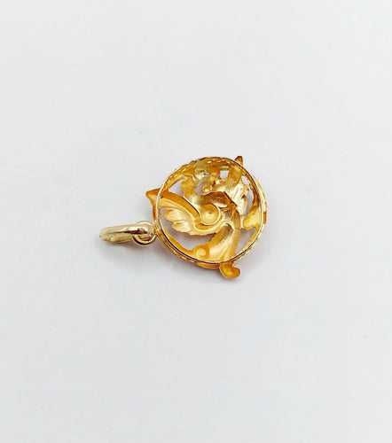 Pendentif Pendentif antique chimère ou griffon ailé en or rose 18k avec perle 58 Facettes A06776