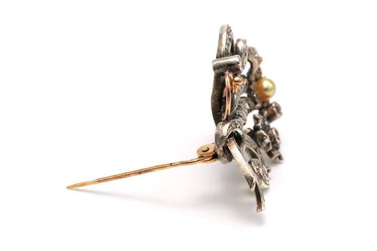 Broche Broche Art nouveau en or jaune 18 carats et argent, diamants taille rose et perle 58 Facettes 22961