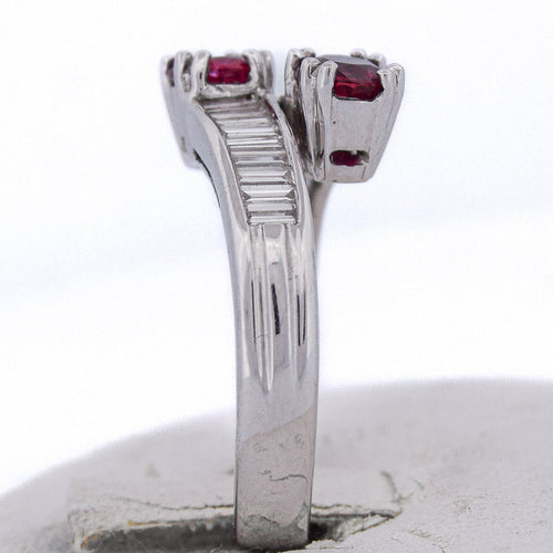 Bague 55 Bague vintage en or blanc 18 ct avec rubis et diamants 58 Facettes AN590 '(00119)