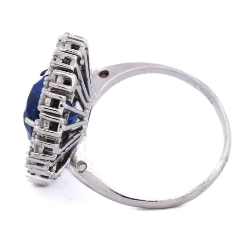 Bague 54 Bague en or blanc 18 kt avec saphir poire et diamants 58 Facettes AN P8 (05229)