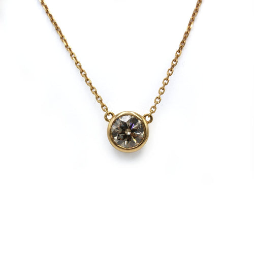 Collier Collier pendentif en or rose 750‰ et diamant brun 1,01 ct 58 Facettes 260083R