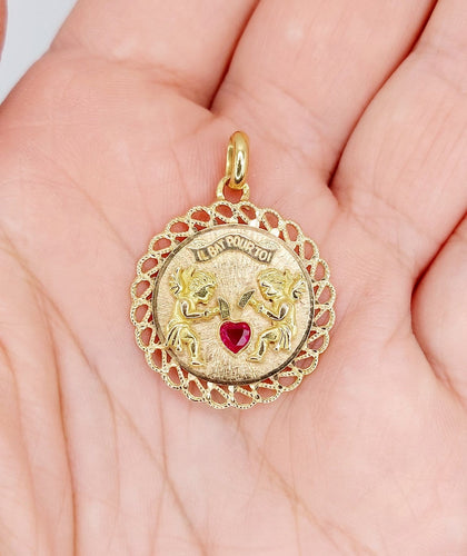 Pendentif Pendentif médaille d’amour en or rose 18k, rubis synthétique 58 Facettes A06908