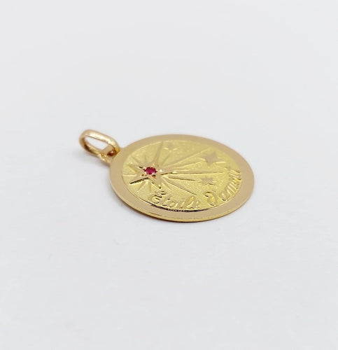 Pendentif Pendentif médaille Étoile d'amour en or jaune 18k et rubis 58 Facettes A06867