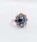 Bague 48 Bague marguerite antique en or blanc 18k et platine, saphir et diamants 58 Facettes A06876