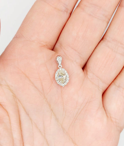 Pendentif Pendentif vintage en or blanc 18k avec diamants, marquise 0,48 ct 58 Facettes A06888