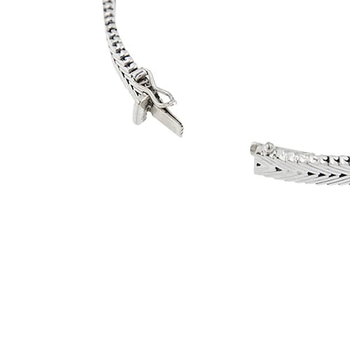 Bracelet Bracelet en or blanc 18 ct avec émeraudes et diamants 58 Facettes 41153