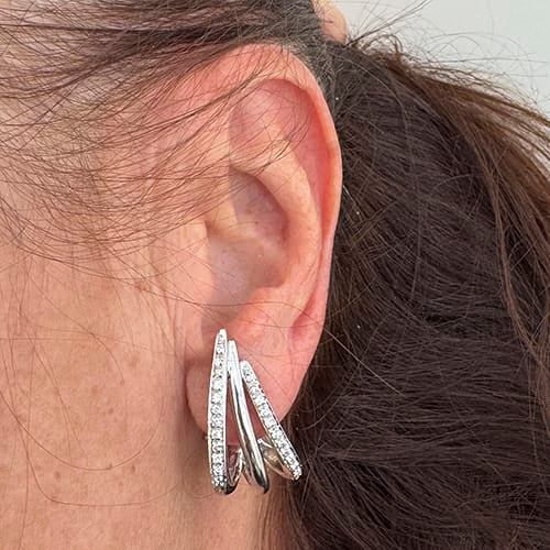 Boucles d'oreilles Boucles d’oreilles à voile en or blanc 18 ct et diamants 58 Facettes 37254