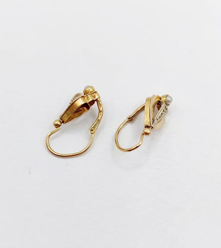 Boucles d'oreilles Dormeuses anciennes - Boucles d'oreilles en or 18k et semences de perles 58 Facettes A06902