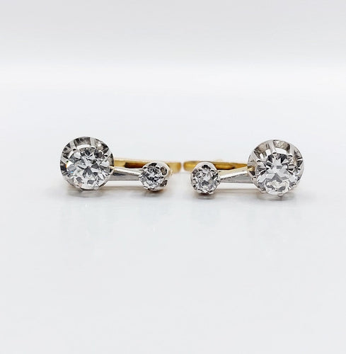 Boucles d'oreilles Dormeuses antiques - Boucles d'oreilles en or 18k, platine et diamants 58 Facettes A06906