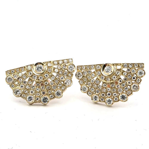 Boucles d'oreilles Boucles d’oreilles années 40 en or jaune 18 kt et diamants 58 Facettes 2021 M