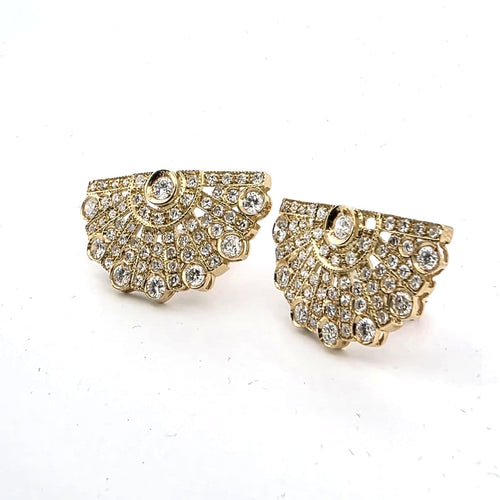 Boucles d'oreilles Boucles d’oreilles années 40 en or jaune 18 kt et diamants 58 Facettes 2021 M