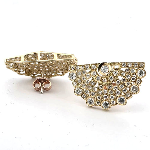 Boucles d'oreilles Boucles d’oreilles années 40 en or jaune 18 kt et diamants 58 Facettes 2021 M