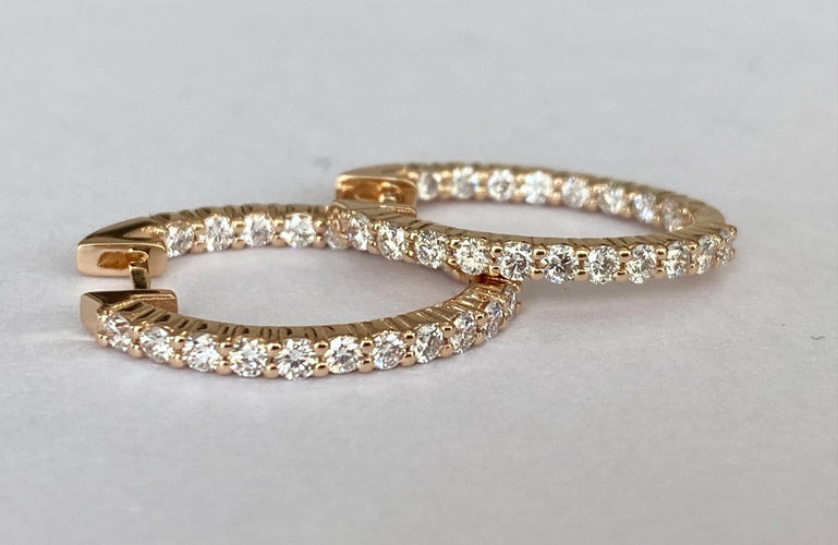Boucles d'oreilles Boucles d'oreilles créoles huggies en or rose 18 ct et diamants 1,00 ct 58 Facettes earrings