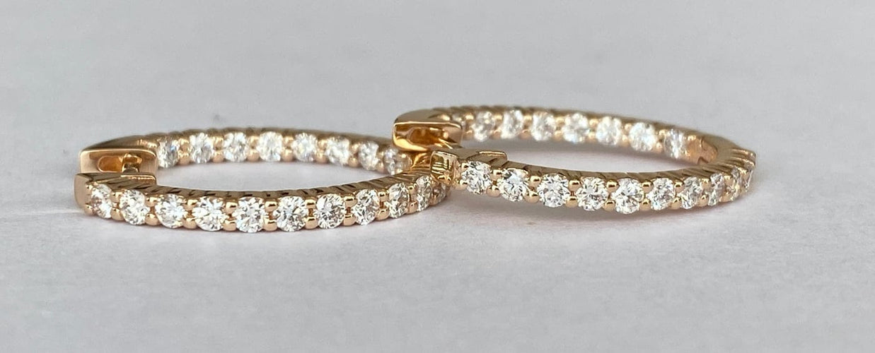 Boucles d'oreilles Boucles d'oreilles créoles huggies en or rose 18 ct et diamants 1,00 ct 58 Facettes earrings