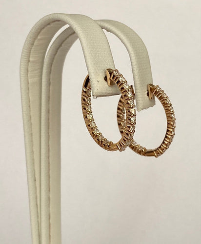 Boucles d'oreilles Boucles d'oreilles créoles huggies en or rose 18 ct et diamants 1,00 ct 58 Facettes earrings